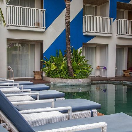 Bliss Surfer Hotel By Tritama Hospitality Легіан Екстер'єр фото